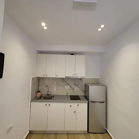 Moncler Hotel Ksamil