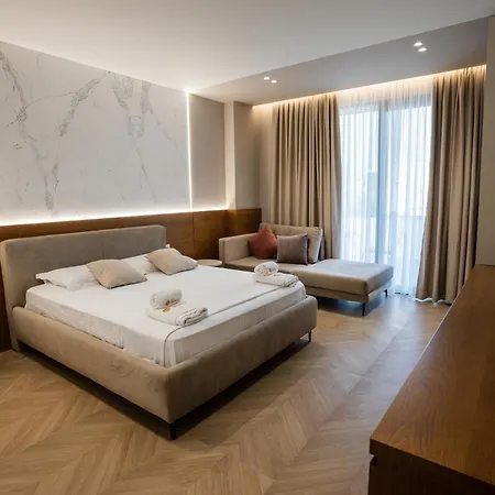 Hotel Moncler By Memaj *